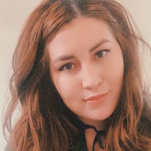 Meet your Posher, Carolina